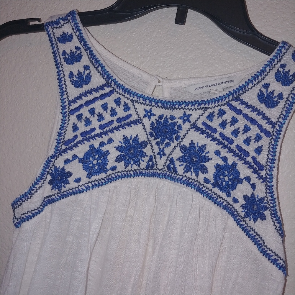 American eagle outfitters embroidered babydoll top - Picture 2 of 7